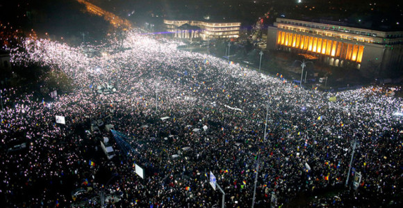 Premijer Rumunije ne da ostavku 