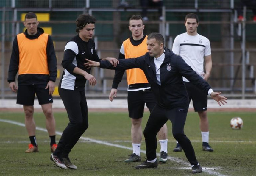 Kako je Miroslav Đukić riješio da zategne odbranu Partizana?