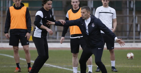 Kako je Miroslav Đukić riješio da zategne odbranu Partizana?