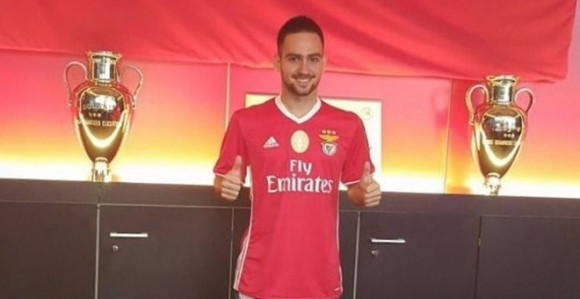 Arsenalova rekonstrukcija počinje sa Živkovićem?!