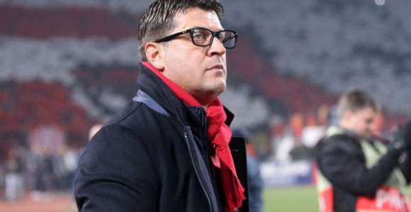 Analiza - Zvezda: Propada šifra 4-4-2!