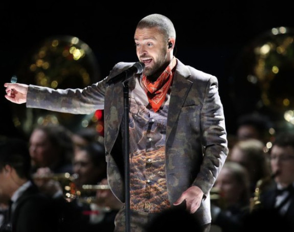 Spektakl Džastina Timberlejka na 52. Superboulu