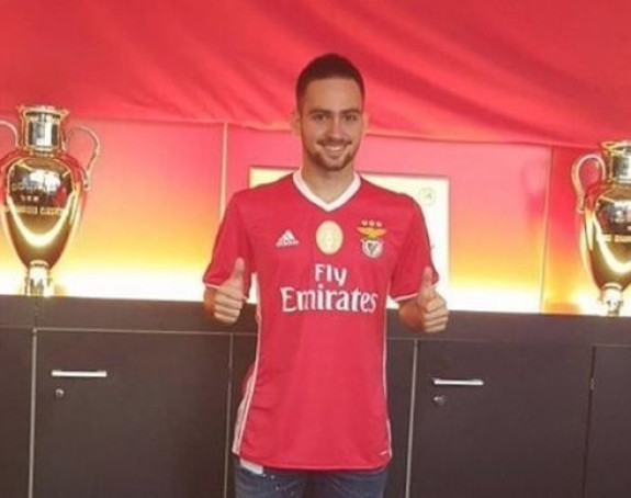 Arsenalova rekonstrukcija počinje sa Živkovićem?!