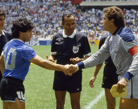 "Da li da se sretnem sa prevarantom Maradonom?!"