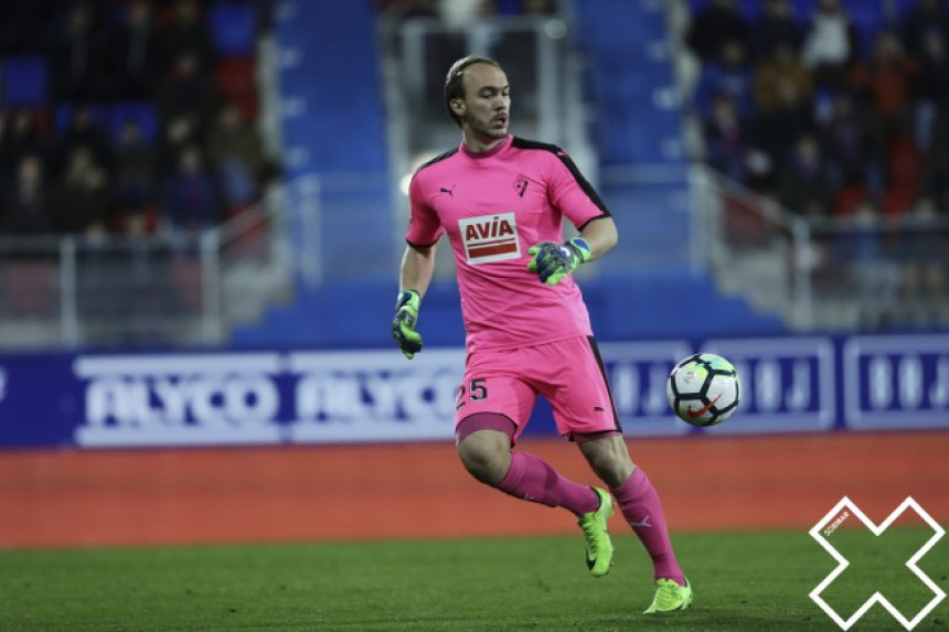 Marko Dmitrović se opet povrijedio!