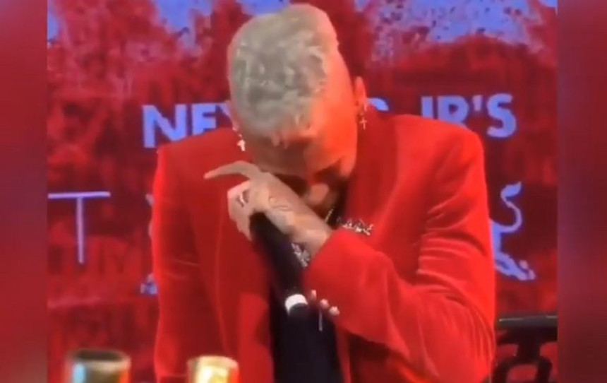 Video: Nejmar u suzama za rođendan poželeo...