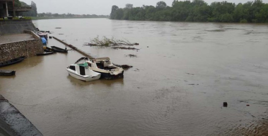 Пораст водостаја Саве у Семберији 