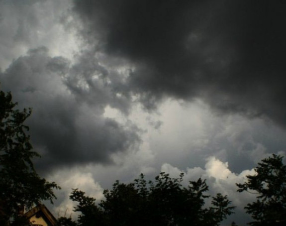 Pretežno oblačno i hladno vrijeme 