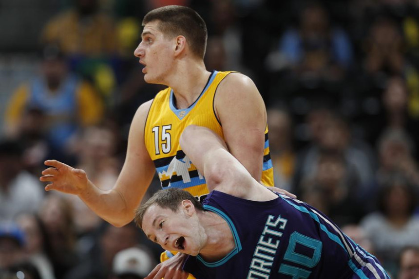 Nova sjajna partija: Nikola Jokić oduševio roditelje!