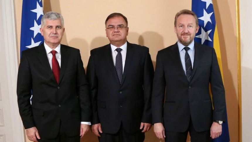 Pisma stigla u Hag, čeka se odluka suda