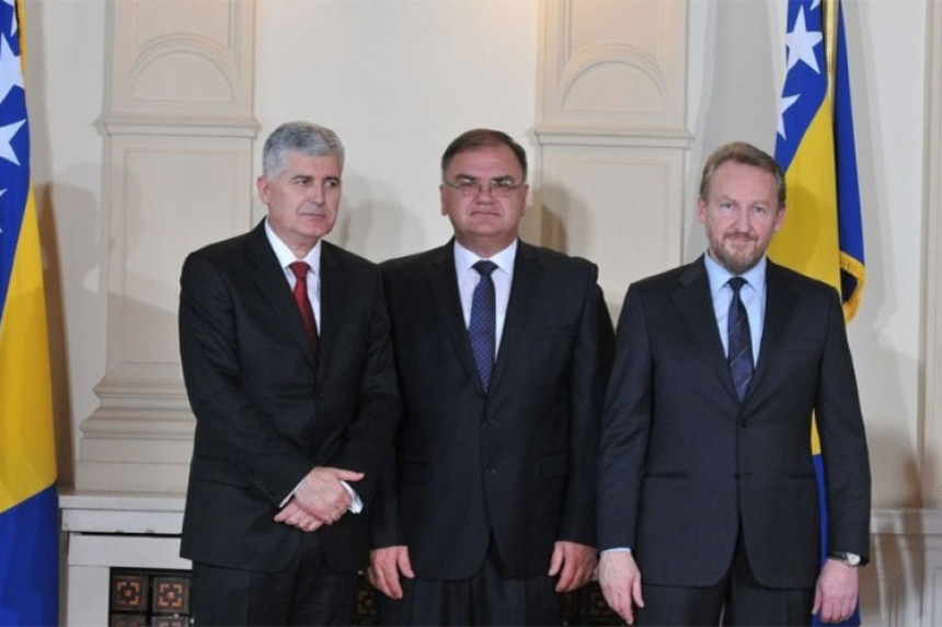 Sud u Hagu potvrdio: Primljeni odgovori 