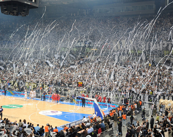 Video - Na današnji dan: Prvi put u Beogradskoj areni! Partizan vs PAO i 22.567 svjedoka!