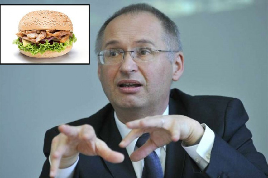 Poslanik nije platio sendvič