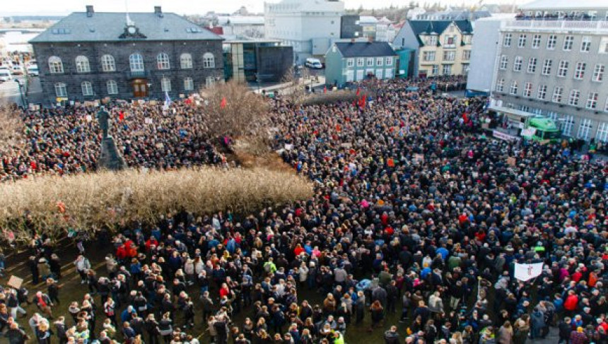 Građani Islanda na ulicama zbog 'Paname'