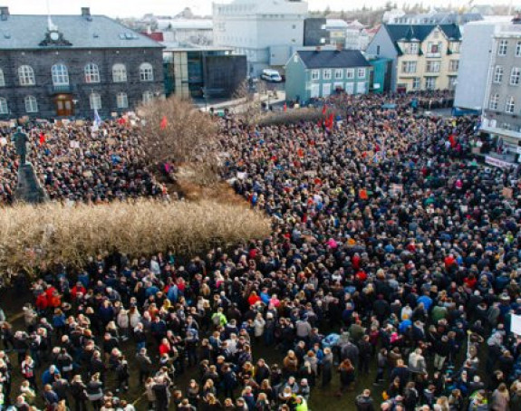 Građani Islanda na ulicama zbog 'Paname'