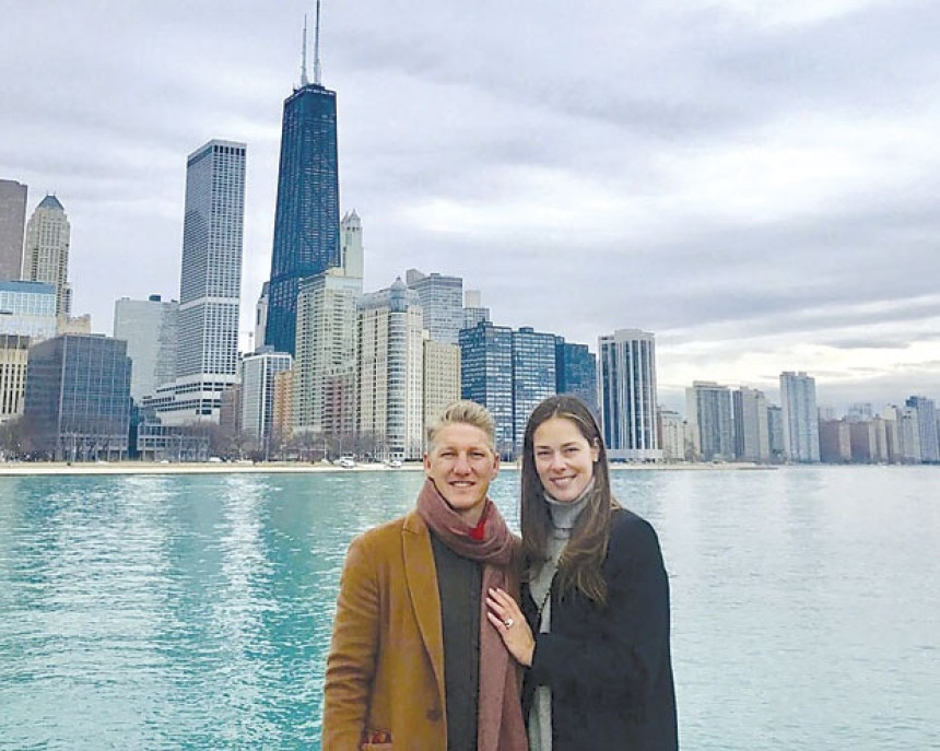 Ana i Bastijan uživaju na jezeru Mičigen