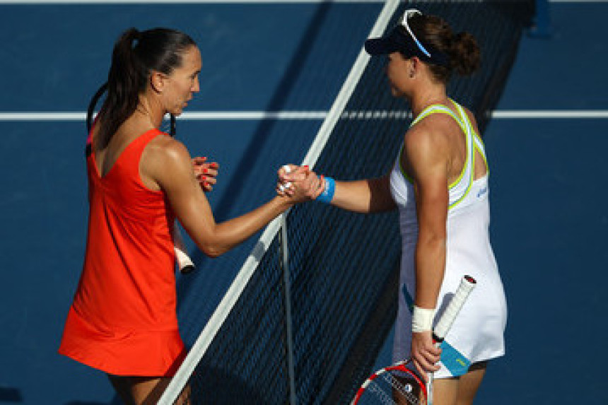 Чарлстон: Јелена без шансе против Саманте!