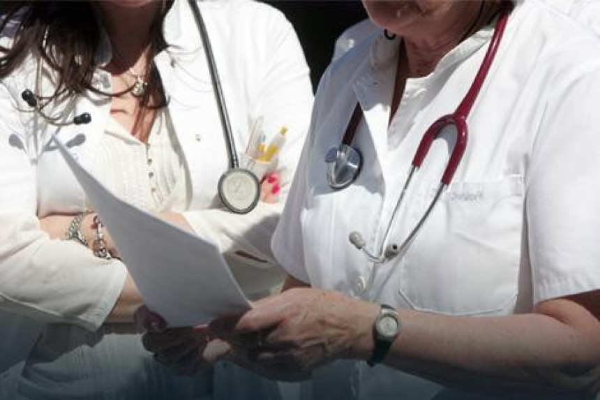 Upao u ordinaciju i udario doktorku