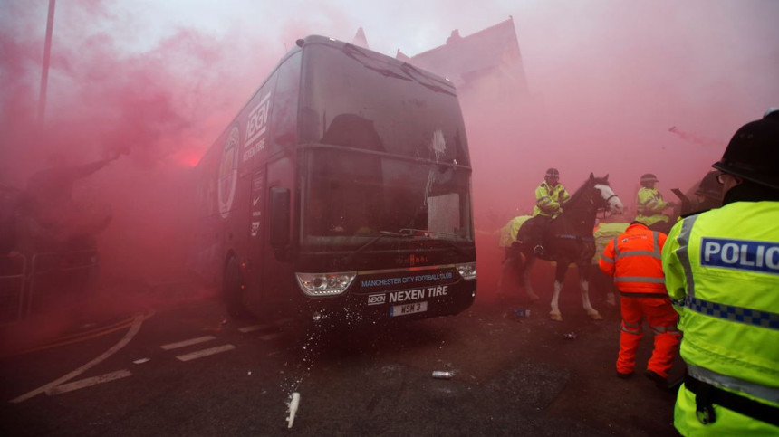 Utakmica koju je Siti izgubio još u autobusu...!