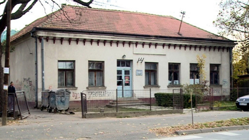 Požar u Bijeljini, gorjela škola