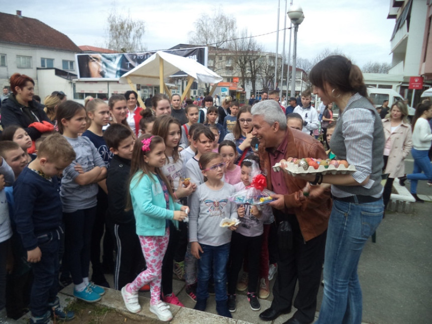 Vaskršnje radosti najmlađih Srpčana