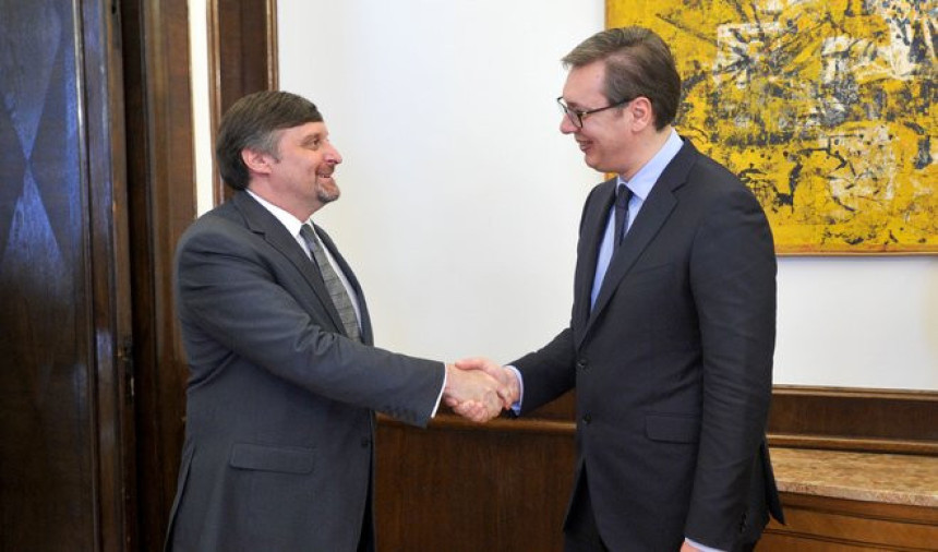 Vučić i Palmer otvoreno o KiM