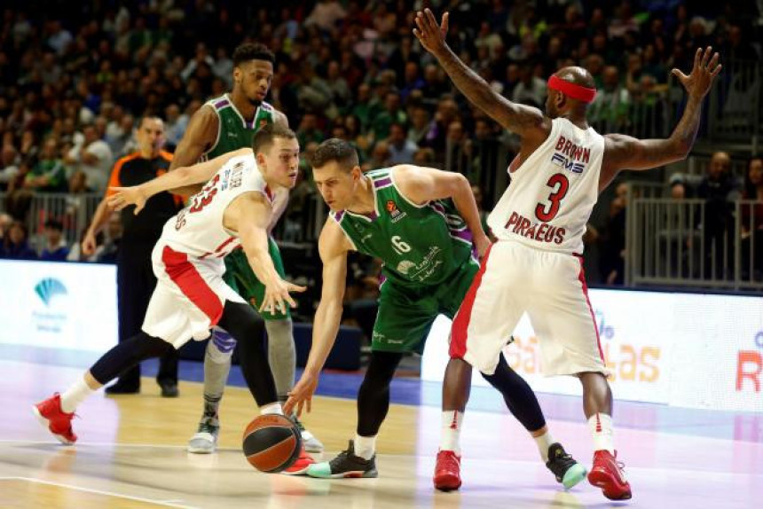 EL: Fenerbahče pao pred plej-of, Nedović dao 31!