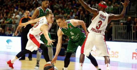 EL: Fenerbahče pao pred plej-of, Nedović dao 31!