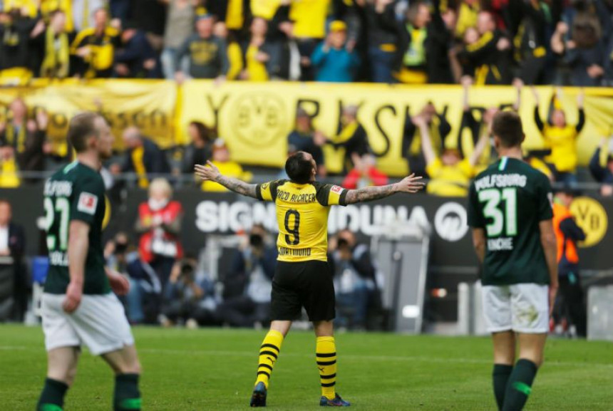 Dortmund oslabljen samo tako, u derbiju ne igra Pako!