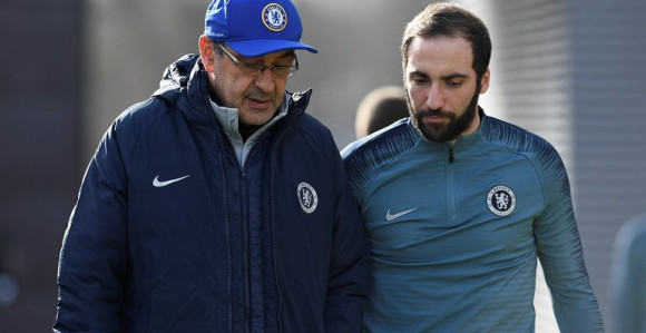 Сари нема дилему: Игуаин да остане у Челсију!