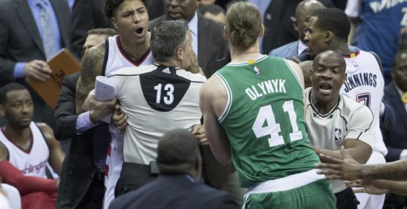 Video: Tuča, isključenja, tehničke i haos u Vašingtonu!