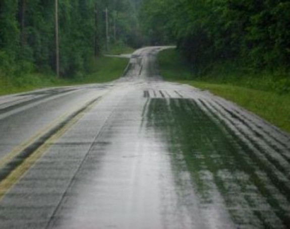 Mjestimično mokri kolovozi u BiH