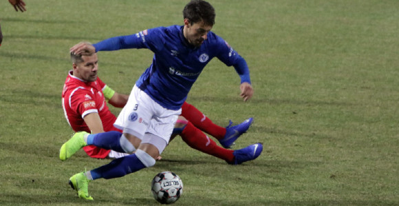 Младост са ДЕВЕТОРИЦОМ поклекла на "Грбавици"!