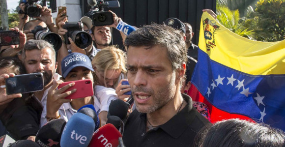 Ко је Лопез који руши Мадуру? 