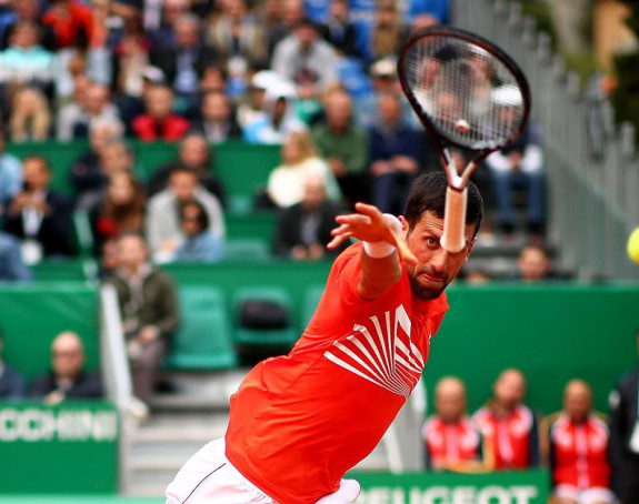 Видео: Повуци, потегни... Новаче!
