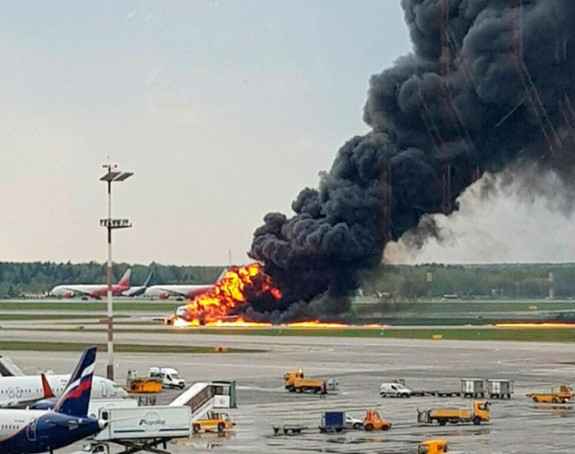 Ужас: 13 мртвих у пожару у авиону