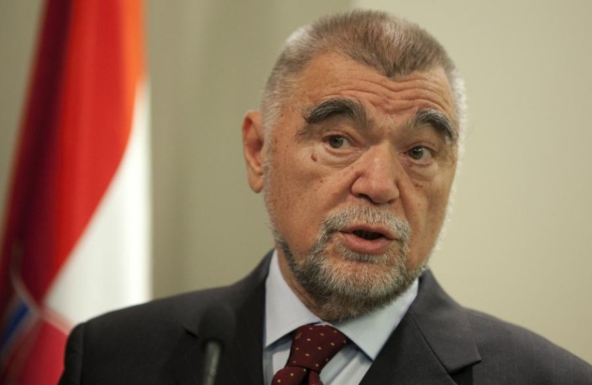 Mesić: Karamarko je politički mrtav čovjek