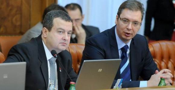 Vučić šalje Dačića u opoziciju