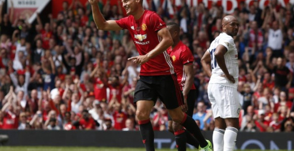 "Crveni đavoli": Murinjo, vrati Vidića iz penzije!