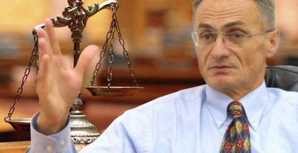 Perić: Suđenje instituciji VSTS