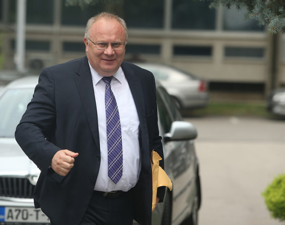 Ударио Богданића, па добио тужбу 