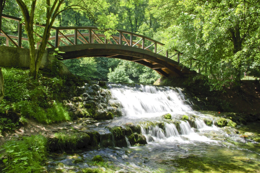 Danas sunčano i toplo: Temperatura do 33°C