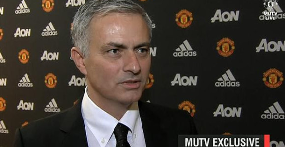 Murinjove igre sa novinarima: Uplašio ih spiskom!