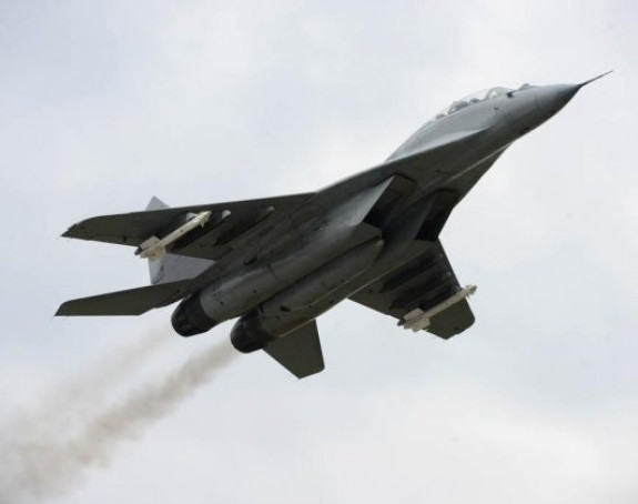 Uzbuna zbog bombe podigla srpske migove