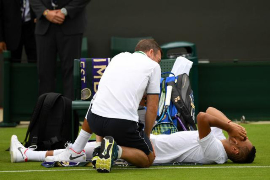 Đoković i Federer: Dajte im pare da ne predaju mečeve!