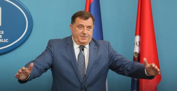 Ukinuti praznike u Federaciji BiH