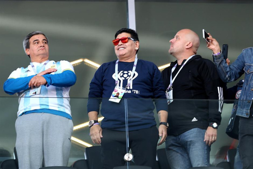 Maradona kritikuje suđenje?!
