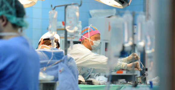 Ženi uklonjen tumor težak 18 kg