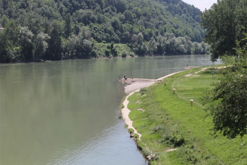 Tijelo muškarca nađeno na obali