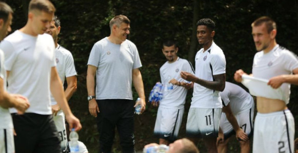 Savo Milošević kao Avram Grant!